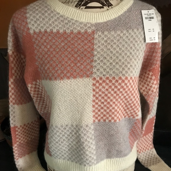 NWT Abercrombie & Fitch Sweater XS - Picture 1 of 4